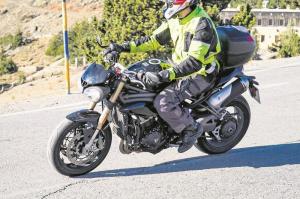 Шпионские фото Triumph Tiger 2018 и Triumph Speed Triple