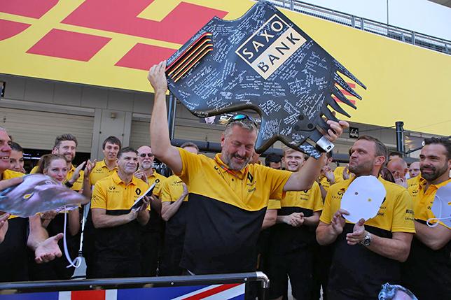 Джефф Симмондс покинул Renault F1