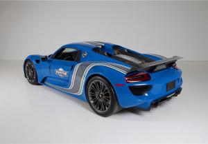 Porsche 918 Spyder уникального цвета пустят с молотка
