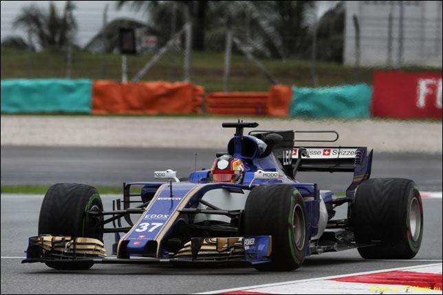 Force India и Sauber примут участие в шинных тестах