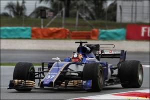 Force India и Sauber примут участие в шинных тестах