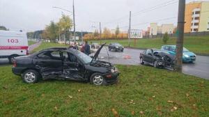 В Минске Chrysler не пропустил BMW: пострадали два человека