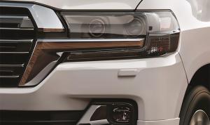 Toyota представила самый дорогой Land Cruiser для России