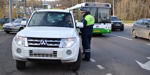 Переход на электронные автопаспорта завершат в июле 2018 года

