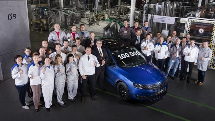 В России выпустили 100-тысячный лифтбек Skoda Rapid