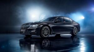 В РФ доступен особый седан BMW 7-Series Individual edition Black Ice
