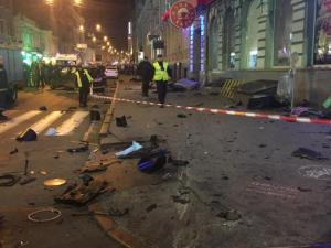 В Харькове внедорожник въехал в толпу людей