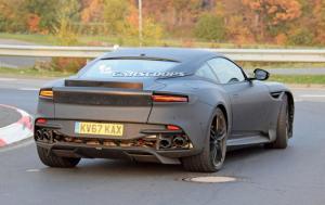 Новый суперкар Aston Martin впервые замечен без камуфляжа