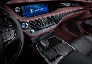 Новый Lexus LS получит «умный» руль