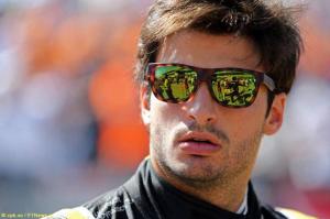 Карлос Сайнс: Успешный дебют в Renault F1