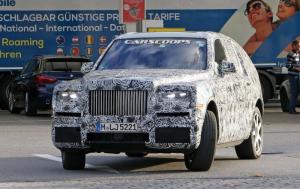 Rolls-Royce Cullinan 2018: первые фото салона кроссовера Роллс-Ройс