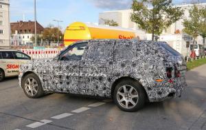 Rolls-Royce Cullinan 2018: первые фото салона кроссовера Роллс-Ройс