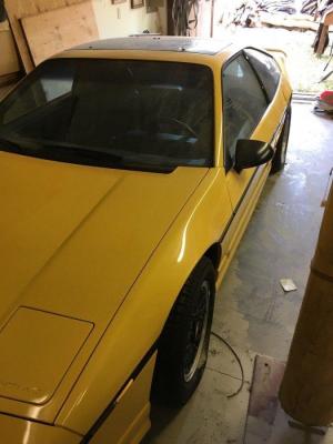Редкий спорткар Pontiac 30 лет простоял в гараже