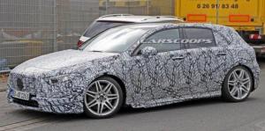 Новый хот-хэтч Mercedes-AMG A45 замечен на дорожных тестах