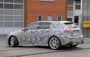 Новый хот-хэтч Mercedes-AMG A45 замечен на дорожных тестах