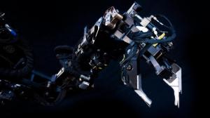 Это Guardian GT – управляемый робот с тактильной обратной связью