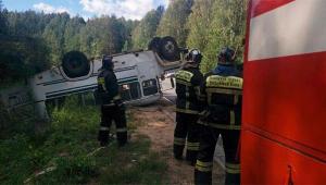В Коми при столкновении грузовика и школьного автобуса погибли три человека
