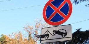 В Витебске пьяная женщина, никогда не водившая авто, угнала машину и тут же разбила её