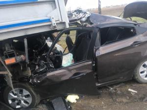 Под Минском Hyundai влетел под грузовик: погибли два человека