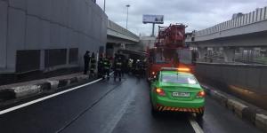Бетономешалка упала с эстакады ТТК на Кутузовский проспект