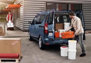 Renault привезла в Россию фургон со 190-миллиметровым клиренсом