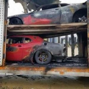 Три маслкара Dodge Challenger SRT Demon сгорели во время доставки