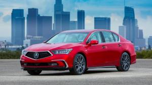 Acura начинает продажи обновлённого седана RLX