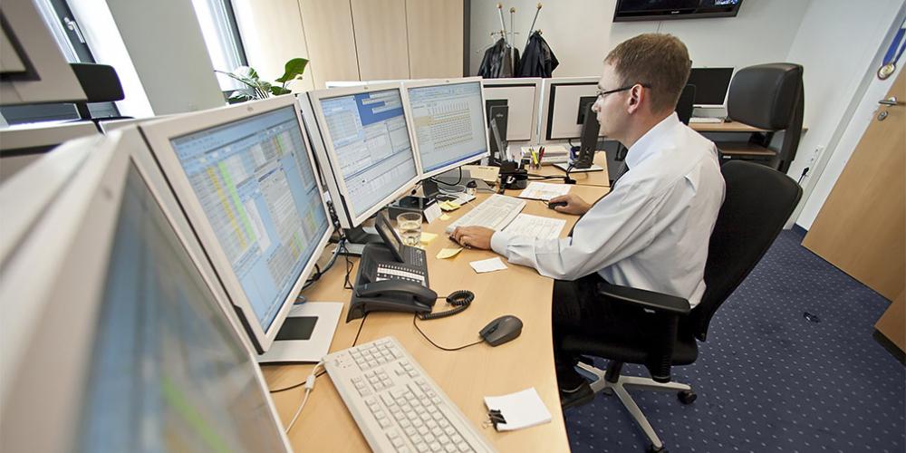 Минфин предложил создать единую базу страхования автовладельцев