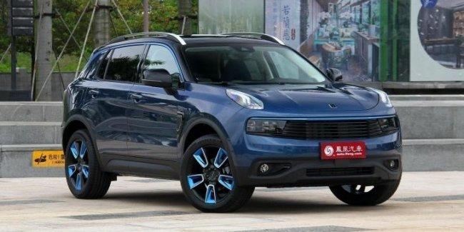 Цены кроссовера Lynk & Co 01 оказались выше, чем ожидалось