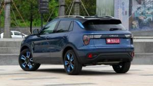 Цены кроссовера Lynk & Co 01 оказались выше, чем ожидалось