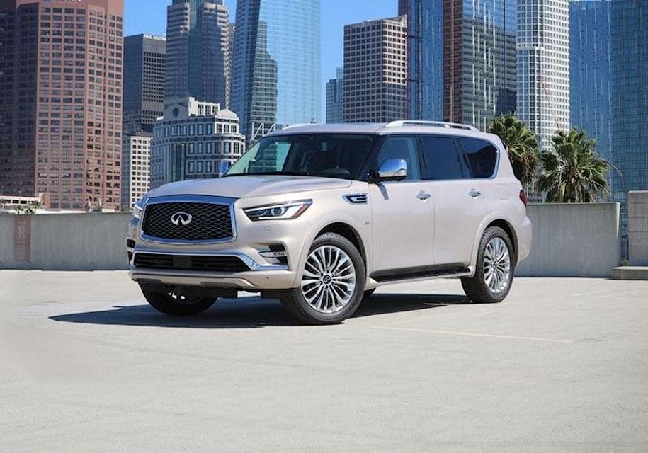 Компания Infiniti подправила внешность внедорожнику QX80
