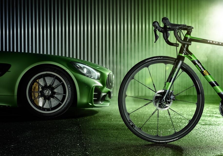 Mercedes-AMG сделал карбоновый велосипед по цене «Логана»