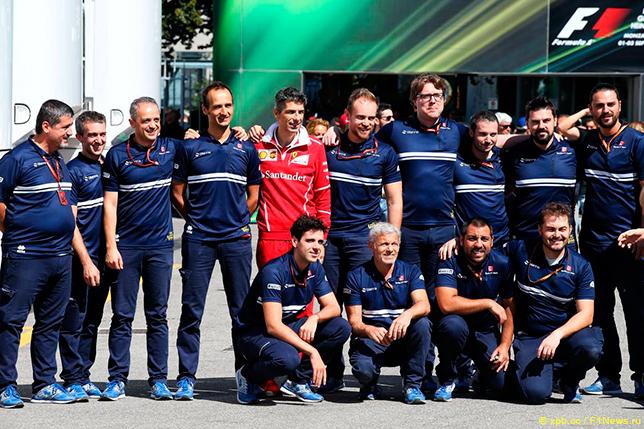 В субботу напали и на сотрудников Sauber