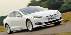 Электрокарам Tesla добавили «морозный» режим
