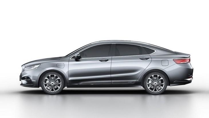 В линейке Geely появился новый седан