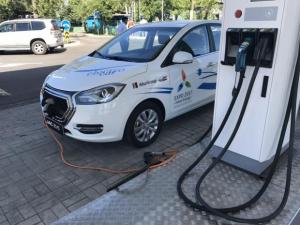 По 50 электрозаправочных станций установят в Астане и Алматы