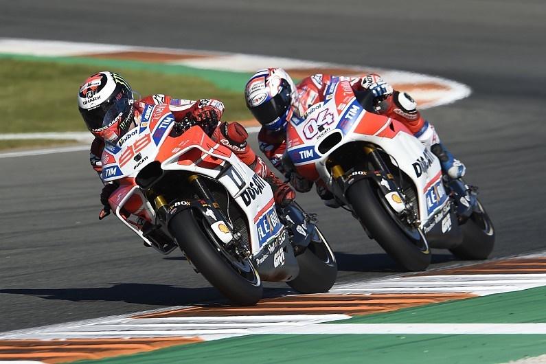 Хорхе Лоренцо: «Полуновый прототип хуже, чем Ducati GP17»