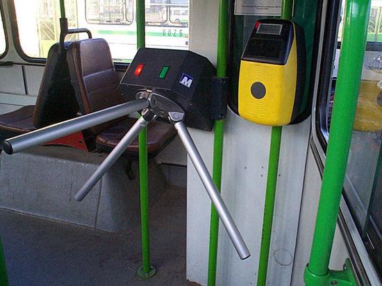 В столичных автобусах уберут турникеты с 1 января