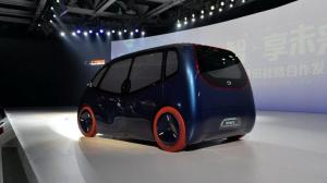 Компания GAC представила беспилотный микроавтобус iSPACE Zhaopin