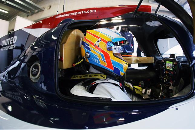 Алонсо работает на тестах в Арагоне с United Autosports
