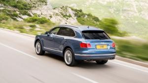 В России начались «живые» продажи дизельного Bentley Bentayga