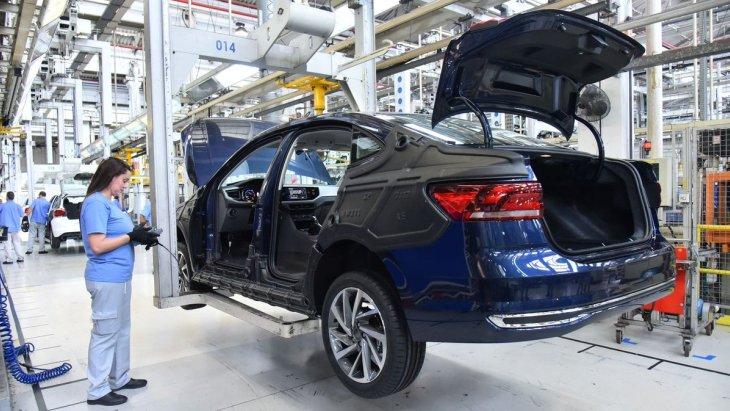 Новый Volkswagen Virtus официально встал на конвейер