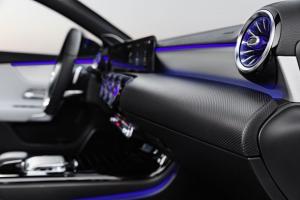 Показан интерьер нового Mercedes-Benz A-Class с рулем от флагманской «Эски»