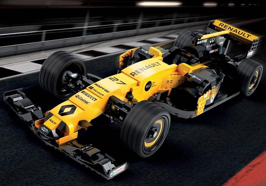 Renault построила из 600 тысяч кубиков Lego копию болида Формулы-1
