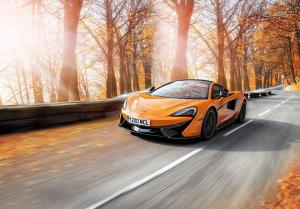 McLaren подготовил свои спорткары к зиме