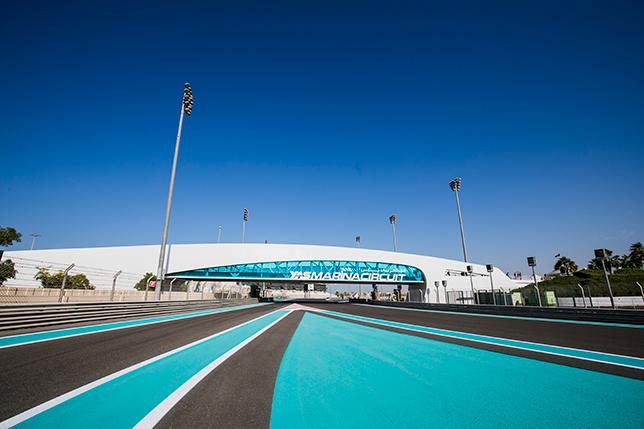 В Абу-Даби стартовали тесты Формулы 2 и GP3
