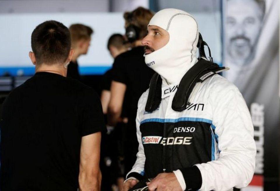 Венгерские фаны угрожают расправой Ивану Мюллеру