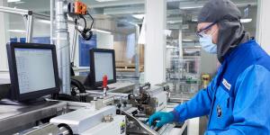 BMW потратит 200 миллионов евро на разработку аккумуляторных батарей

