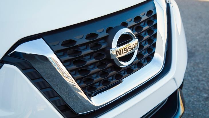 Компания Nissan выпустит новый седан