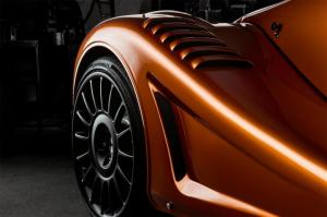 Morgan попрощается с моделью Aero восемью экстремальными спорктарами